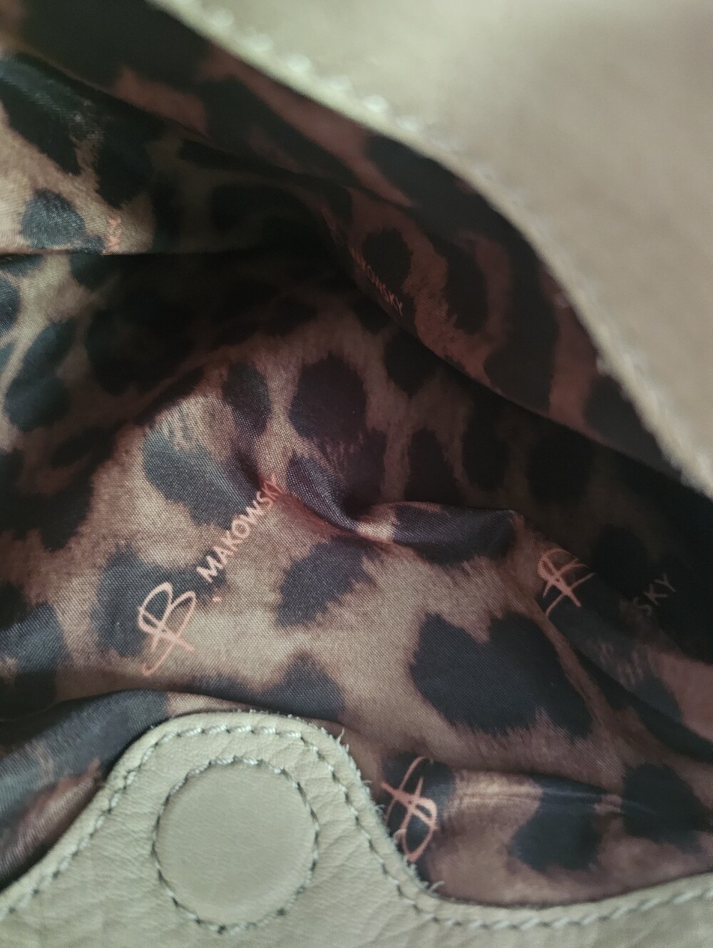 B. McKowsky Cream Drawstring Bucket Shoulder Bag - Picture 7 of 12